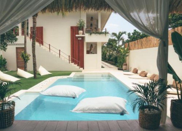 Arya Wellness Hostel