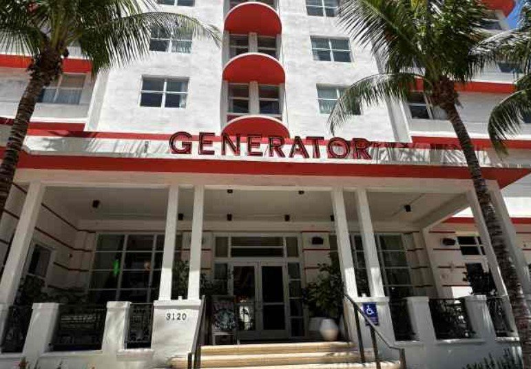 Generator Miami Hostel